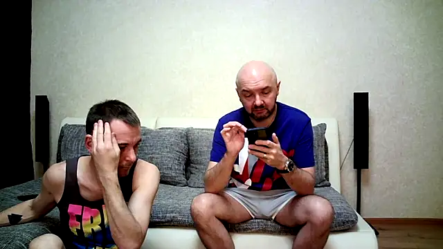 Alex Tobey online show from March 13, 2026, 1:54 am