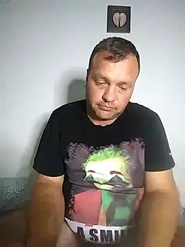 Snapshot of Bury0117 chatting on October 8, 2025, 7:03 pm Bury0117 online show from October 8, 2025, 7:03 pm