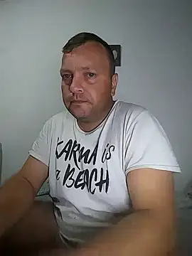 Snapshot of Bury0117 chatting on September 30, 2025, 5:46 am Bury0117 online show from September 30, 2025, 5:46 am