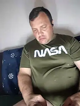 Snapshot of Bury0117 chatting on March 12, 2026, 8:35 pm Bury0117 online show from March 12, 2026, 8:35 pm