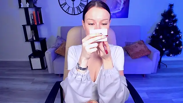 Snapshot of KaitieLove chatting on January 5, 2025, 8:52 pm KaitieLove online show from January 5, 2025, 8:52 pm