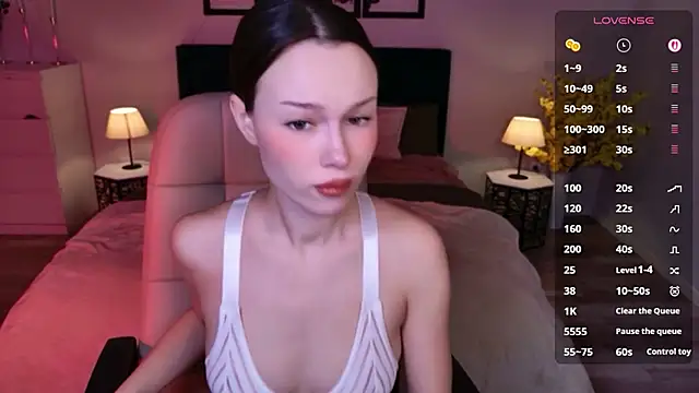 Snapshot of KaitieLove chatting on October 3, 2025, 11:45 am KaitieLove online show from October 3, 2025, 11:45 am