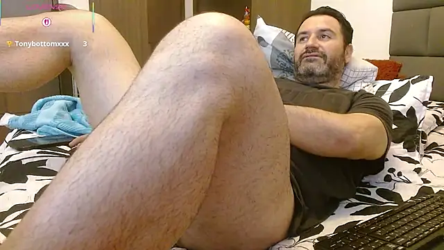 rodrher81 online show from November 27, 2025, 11:54 am