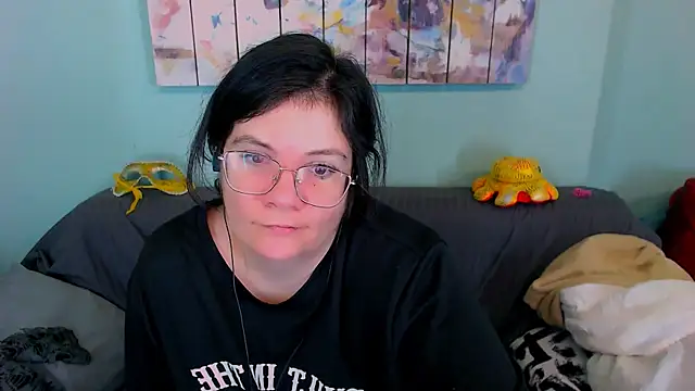 EverlyRays online show from April 26, 2026, 4:59 pm