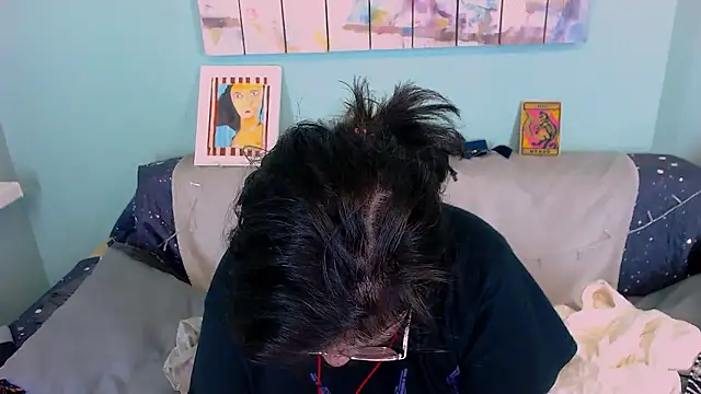 Snapshot of EverlyRays chatting on February 2, 2026, 4:28 pm EverlyRays online show from February 2, 2026, 4:28 pm