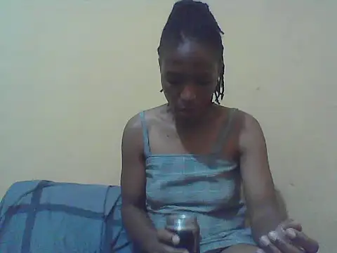 Snapshot of Smillie_prety chatting on November 19, 2025, 4:51 pm Smillie prety online show from November 19, 2025, 4:51 pm