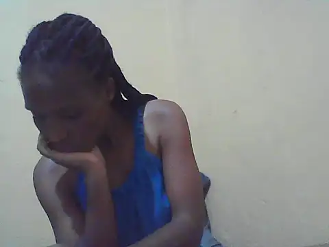 Snapshot of Smillie_prety chatting on October 28, 2025, 6:40 pm Smillie prety online show from October 28, 2025, 6:40 pm