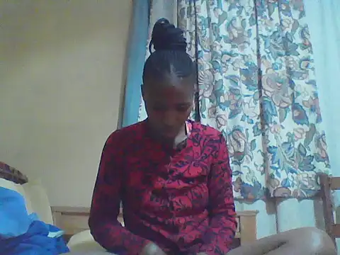 Smillie prety online show from June 14, 2026, 3:41 am