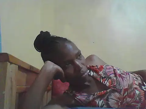 Smillie prety online show from June 3, 2026, 2:33 pm