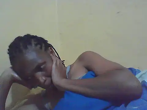 Snapshot of Smillie_prety chatting on November 5, 2025, 5:27 pm Smillie prety online show from November 5, 2025, 5:27 pm