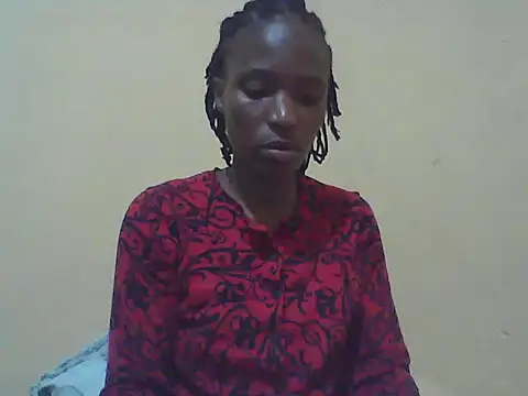 Snapshot of Smillie_prety chatting on November 3, 2025, 4:32 pm Smillie prety online show from November 3, 2025, 4:32 pm