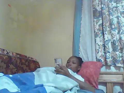 Smillie prety online show from June 20, 2026, 3:33 am