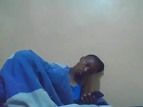 Snapshot of Smillie_prety chatting on February 18, 2026, 5:05 am Smillie prety online show from February 18, 2026, 5:05 am