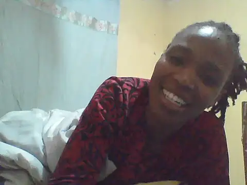 Snapshot of Smillie_prety chatting on July 28, 2026, 8:52 pm Smillie prety online show from July 28, 2026, 8:52 pm