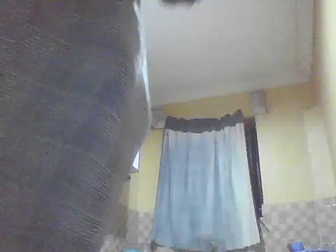 Snapshot of Smillie_prety chatting on November 2, 2025, 4:23 pm Smillie prety online show from November 2, 2025, 4:23 pm