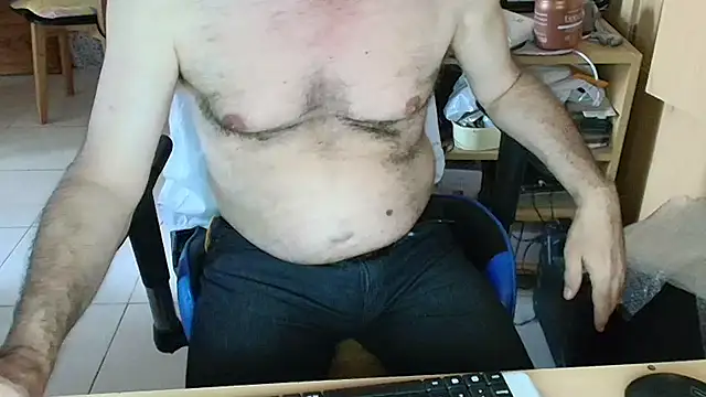 angelgarcia269 online show from February 19, 2026, 11:40 am