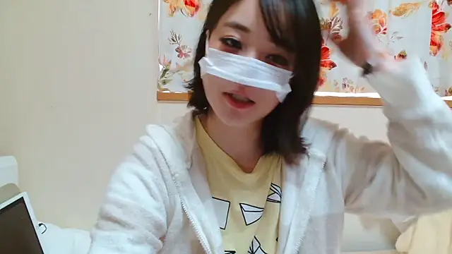 liliyRiSAcha-n online show from February 26, 2026, 6:46 am