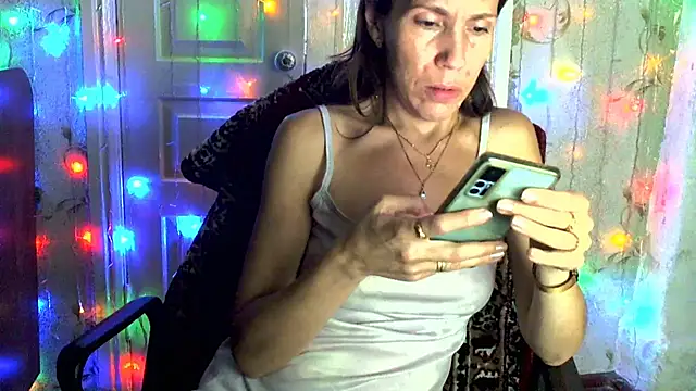 Snapshot of Ladywinter chatting on October 27, 2025, 6:53 pm Ladywinter online show from October 27, 2025, 6:53 pm