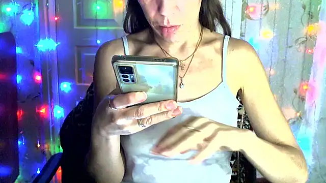 Snapshot of Ladywinter chatting on November 6, 2025, 6:56 pm Ladywinter online show from November 6, 2025, 6:56 pm