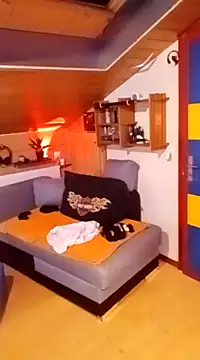 Snapshot of Cridere chatting on February 17, 2025, 10:49 pm Cridere online show from February 17, 2025, 10:49 pm