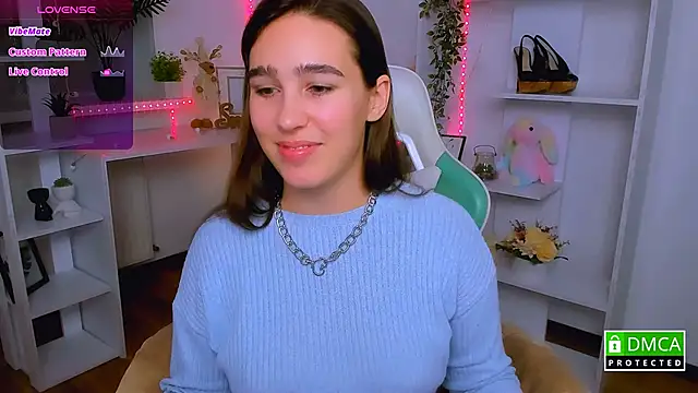 Snapshot of _Eliizabeth_ chatting on November 17, 2025, 9:52 pm Eliizabeth online show from November 17, 2025, 9:52 pm