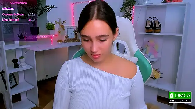 Snapshot of _Eliizabeth_ chatting on November 26, 2025, 9:15 pm Eliizabeth online show from November 26, 2025, 9:15 pm