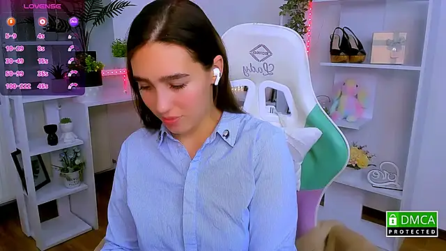 Snapshot of _Eliizabeth_ chatting on November 30, 2025, 10:10 pm Eliizabeth online show from November 30, 2025, 10:10 pm