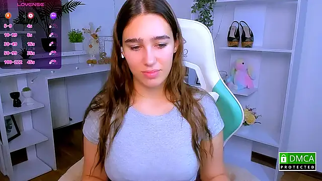 Snapshot of _Eliizabeth_ chatting on November 18, 2025, 11:15 pm Eliizabeth online show from November 18, 2025, 11:15 pm