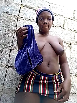 Snapshot of sweet_zara01 chatting on June 15, 2026, 6:02 am sweet zara01 online show from June 15, 2026, 6:02 am