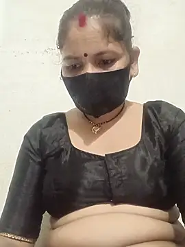 Snapshot of Riyaa-Devi chatting on July 28, 2026, 6:20 pm Riyaa-Devi online show from July 28, 2026, 6:20 pm