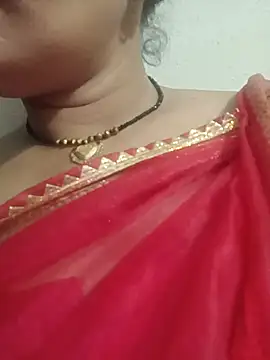 Snapshot of Riyaa-Devi chatting on July 26, 2026, 2:24 pm Riyaa-Devi online show from July 26, 2026, 2:24 pm