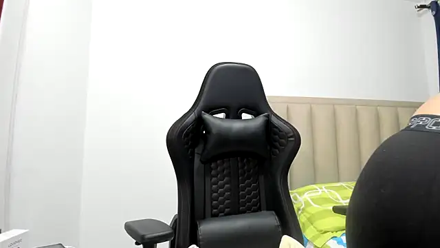 Snapshot of Chloemiller89 chatting on November 27, 2025, 9:59 pm Chloemiller89 online show from November 27, 2025, 9:59 pm