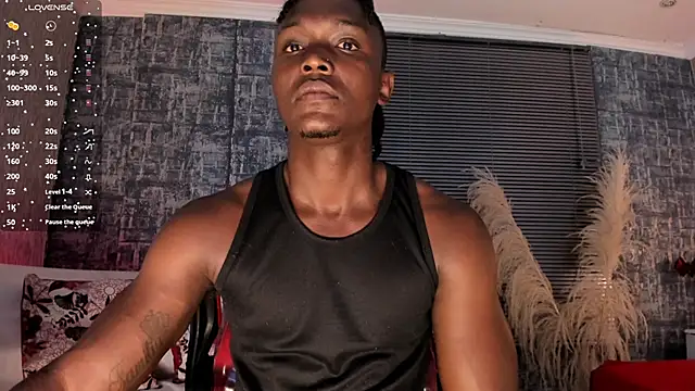 Snapshot of DannSmmith chatting on March 8, 2026, 5:33 am DannSmmith online show from March 8, 2026, 5:33 am