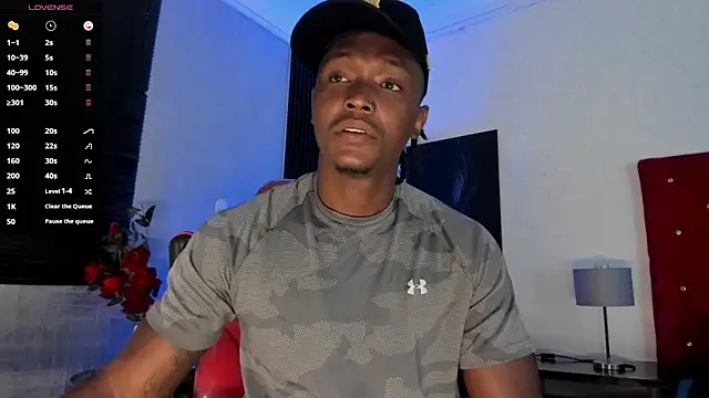 Snapshot of DannSmmith chatting on March 22, 2026, 5:43 am DannSmmith online show from March 22, 2026, 5:43 am