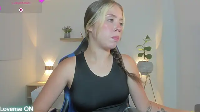 Snapshot of nataly_rodri chatting on July 12, 2026, 2:12 am nataly rodri online show from July 12, 2026, 2:12 am