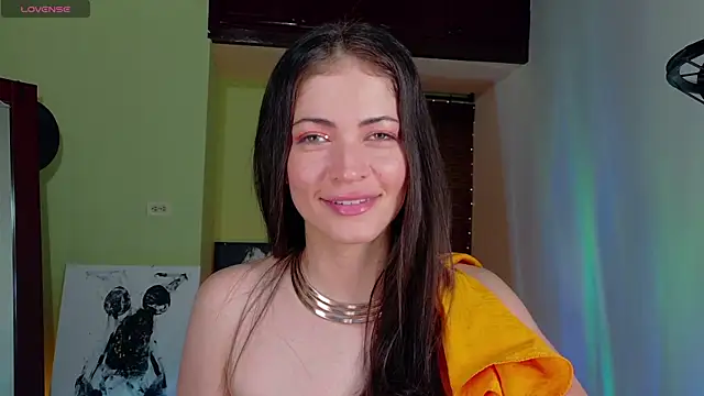 Emma  Blanco online show from May 11, 2026, 3:19 am