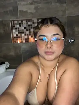 AliiceBrown  online show from February 15, 2026, 11:03 pm