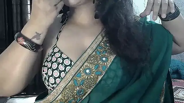 Snapshot of Maria_55 chatting on October 23, 2025, 8:35 am Maria 55 online show from October 23, 2025, 8:35 am