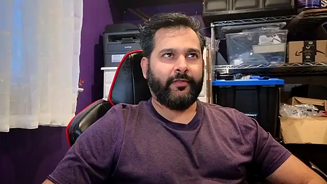 Sakhtlaundaz online show from November 19, 2025, 9:48 pm