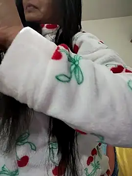 lolo890 online show from March 3, 2026, 10:17 pm