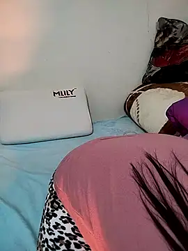 lolo890 online show from February 20, 2026, 1:46 am