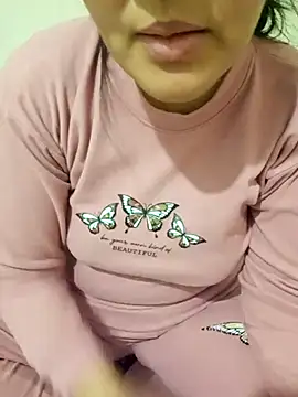 Snapshot of lolo890 chatting on December 5, 2025, 12:15 pm lolo890 online show from December 5, 2025, 12:15 pm