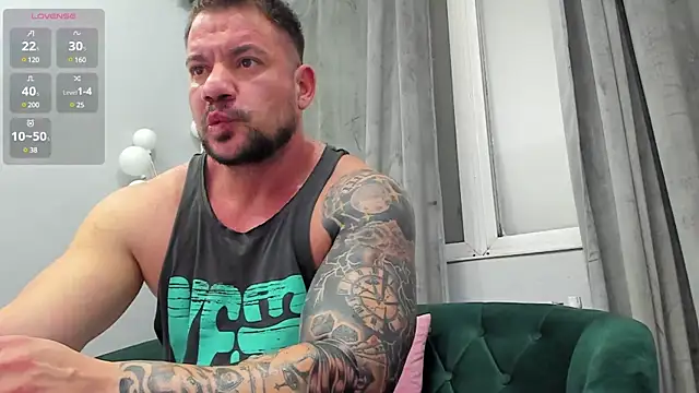 musclemonster31 online show from February 26, 2025, 6:08 am
