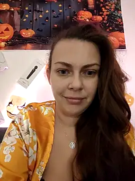 Snapshot of LEAsquirt91 chatting on November 23, 2025, 10:03 am LEAsquirt91 online show from November 23, 2025, 10:03 am