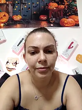 Snapshot of LEAsquirt91 chatting on November 16, 2025, 11:48 am LEAsquirt91 online show from November 16, 2025, 11:48 am