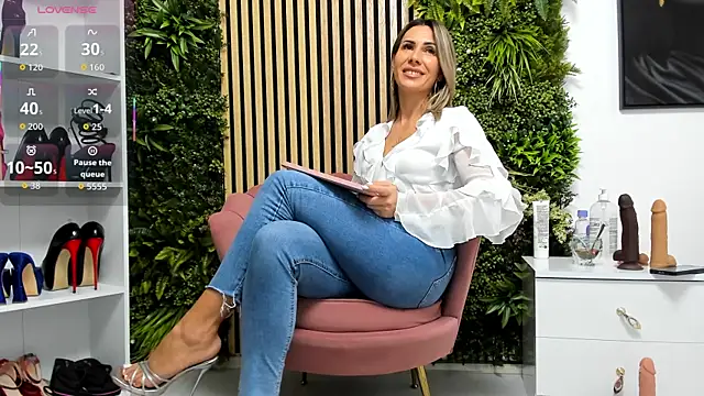 sweetcherry30 online show from October 25, 2025, 5:39 am