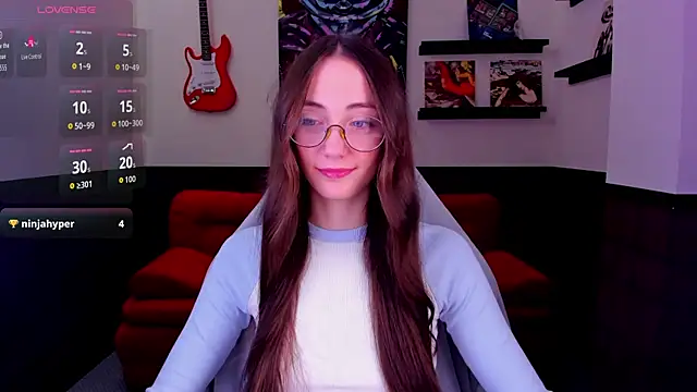 Lexi Split online show from June 15, 2026, 1:39 am