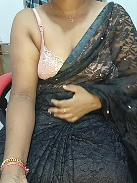 Snapshot of Malluivaniya chatting on November 29, 2025, 6:08 pm Malluivaniya online show from November 29, 2025, 6:08 pm