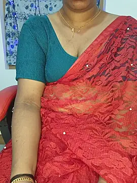 Snapshot of Malluivaniya chatting on June 14, 2026, 5:47 pm Malluivaniya online show from June 14, 2026, 5:47 pm