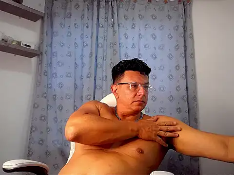 Snapshot of pedropicapi chatting on November 16, 2025, 8:46 pm pedropicapi online show from November 16, 2025, 8:46 pm